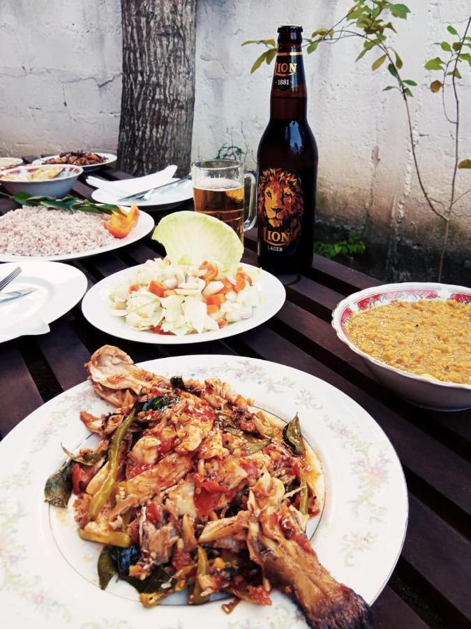 Menaka Homestay Tangalle Zewnętrze zdjęcie