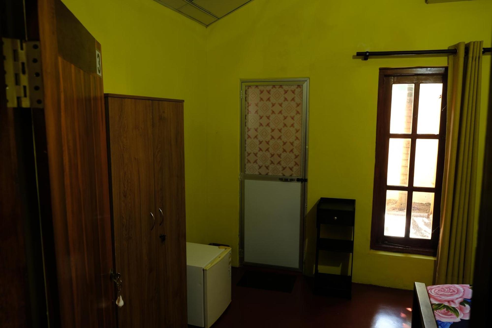 Menaka Homestay Tangalle Zewnętrze zdjęcie